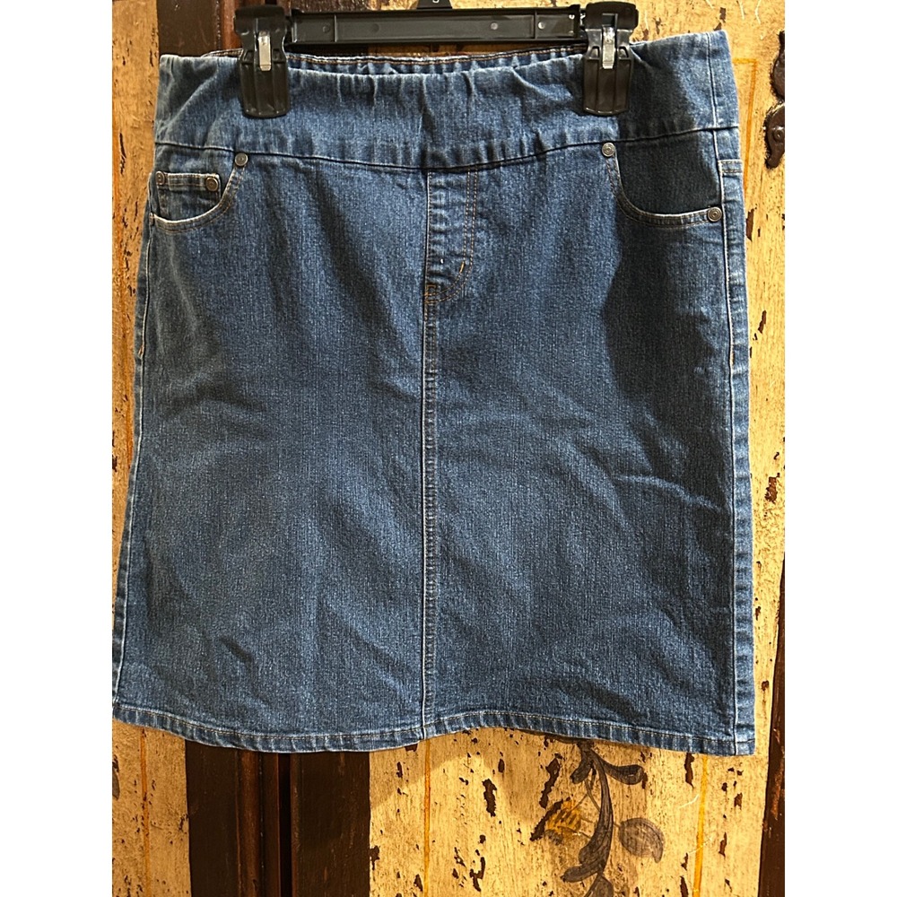 Chadwicks Womens Size 16 Blue Denim Pull On Skirt Medium Wash Stretch Straight